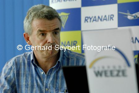 Pressekonferenz Airport Weeze mit Ryanair Chef Michael OLeary.